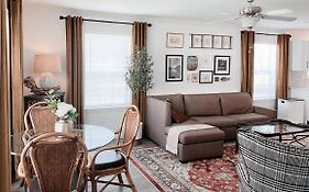 Brand New 2 Bedroom Cottage On Seneca Lake